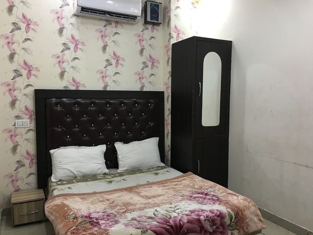Imagen de la habitación del Hotel Kissan Kurukshetra. Foto 10