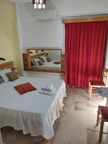 Imagen de la habitación del Hotel Kissandros. Foto 11