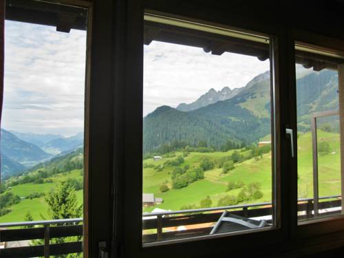 Imagen de la habitación del Hotel Kistenpass, Andiast. Foto 4