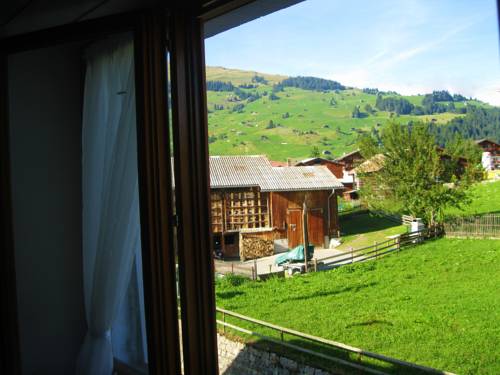 Imagen de la habitación del Hotel Kistenpass, Andiast. Foto 7