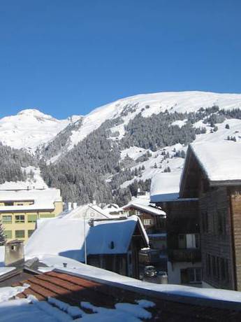 Imagen de la habitación del Hotel Kistenpass, Andiast. Foto 10