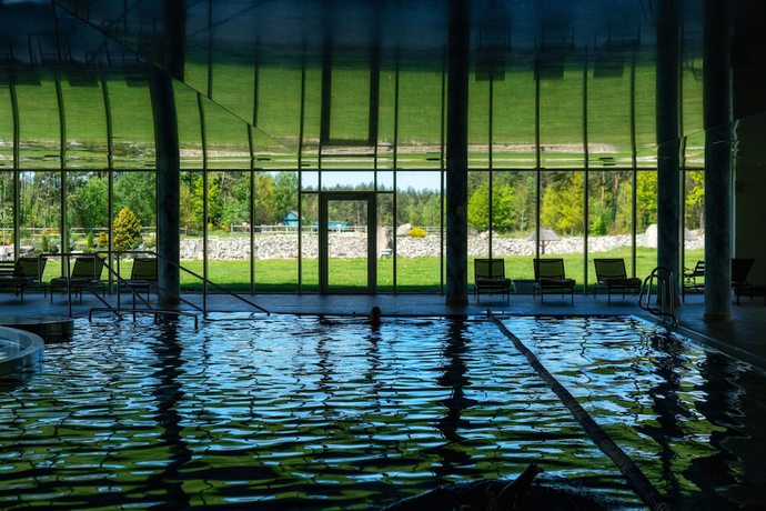 Imagen de la piscina del Hotel Kiston. Foto 17