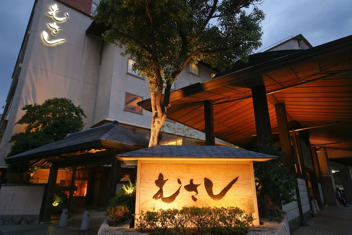 Imagen de los exteriores del Hotel Kisyu Shirahama Onsen Musashi. Foto 8