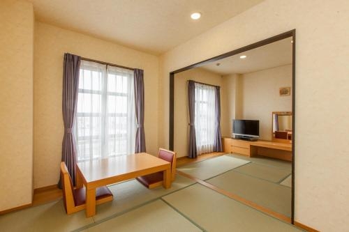Imagen de la habitación del Hotel Kitabiwako Grazie. Foto 6