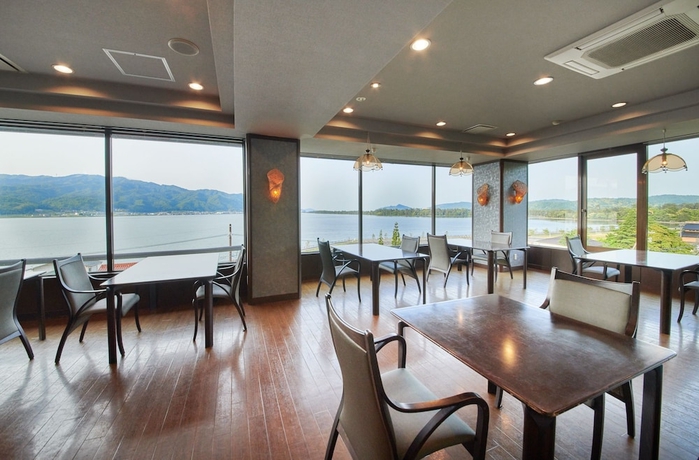 Imagen del bar/restaurante del Hotel Kitanoya. Foto 8