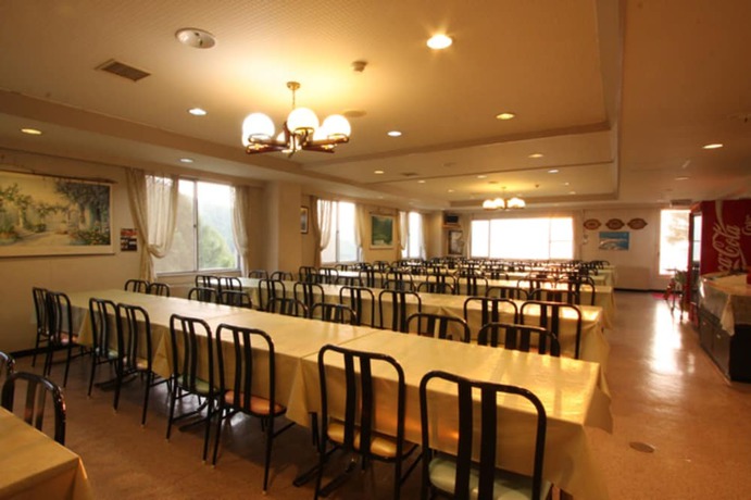 Imagen del bar/restaurante del Hotel Kitashiga Holiday Inn. Foto 9