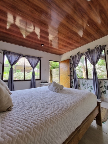 Imagen de la habitación del Hotel Kite Eco House. Foto 6