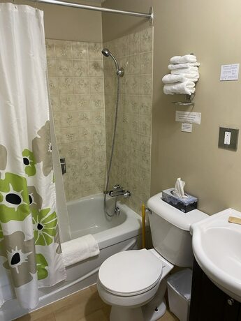 Imagen general del Hotel Kitimat Lodge. Foto 3