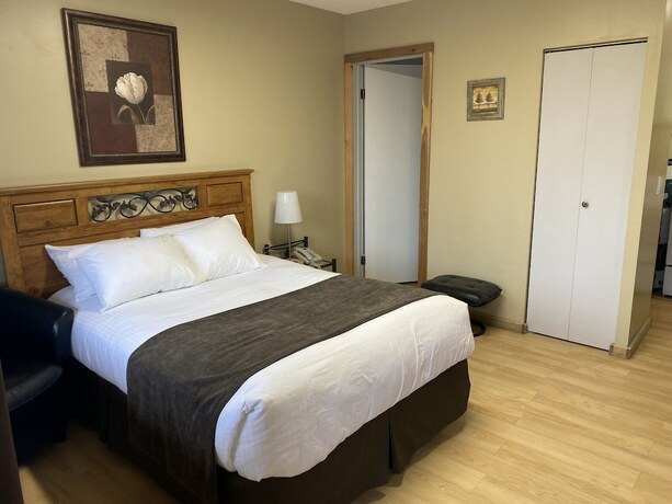Imagen de la habitación del Hotel Kitimat Lodge. Foto 19
