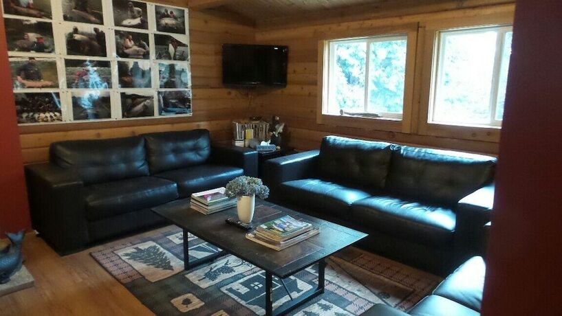 Imagen general del Hotel Kitimat Lodge. Foto 10