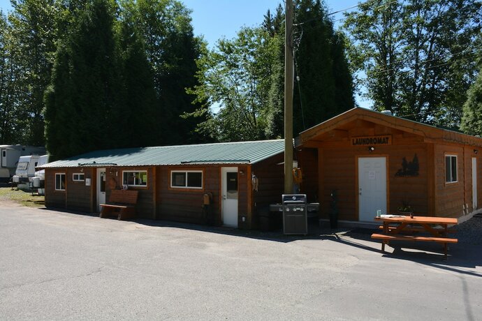 Imagen general del Hotel Kitimat Lodge. Foto 12