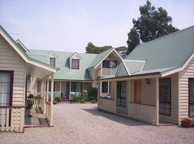 Imagen de los exteriores del Hotel Kitty's Place. Foto 11