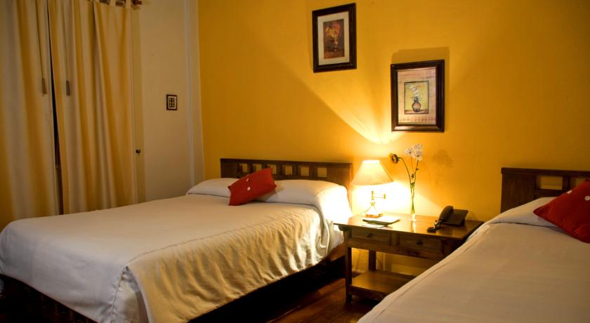 Imagen de la habitación del Hotel Kitu. Foto 7