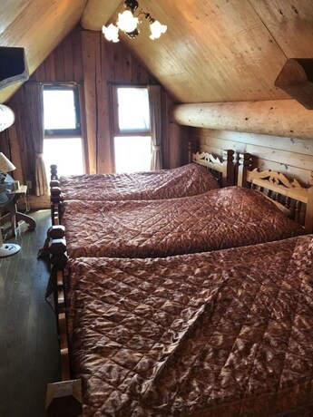 Imagen de la habitación del Hotel Kitutuki Canadian Club. Foto 20