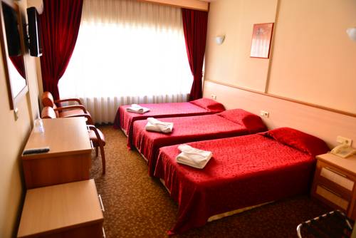 Imagen de la habitación del Hotel Kivrak. Foto 2