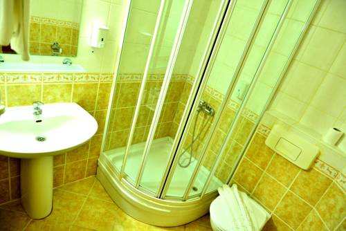 Imagen de la habitación del Hotel Kivrak. Foto 5