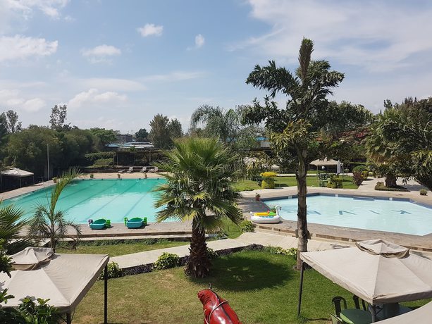 Imagen de la piscina del Hotel Kivu Resort - Hostel. Foto 19