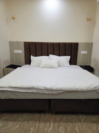 Imagen de la habitación del Hotel Kiwi Inn Regional Park. Foto 6
