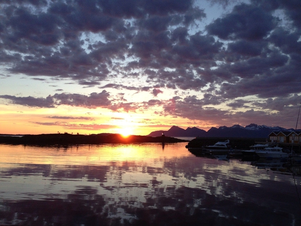 Imagen de los exteriores del Hotel Kjerringøy Bryggehotell. Foto 14