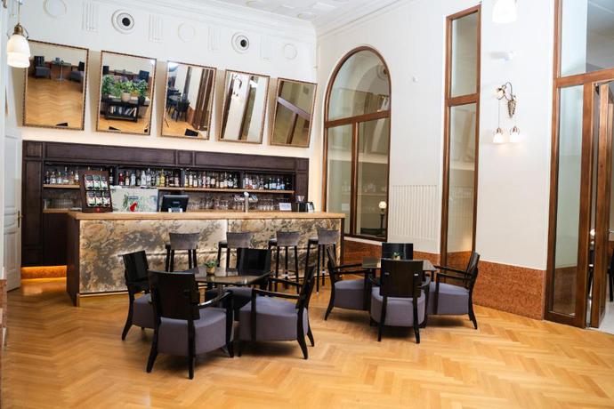 Imagen del bar/restaurante del Hotel K+k Central Prague. Foto 2