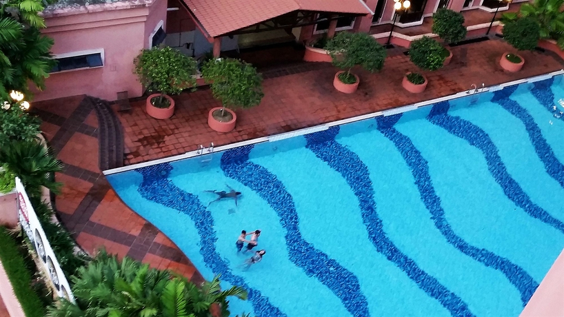 Imagen de la piscina del Hotel Kk Marina Court Resort Vacation Condos. Foto 11