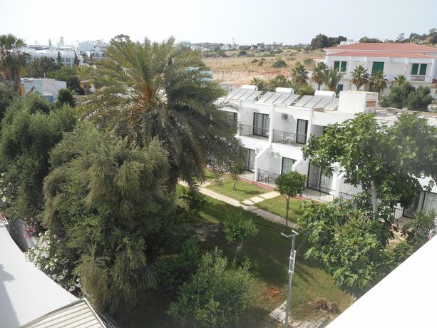 Imagen de la habitación del Hotel Kkaras. Foto 7