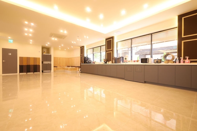 Imagen de los interiores del Hotel Kkulbam Stay. Foto 9