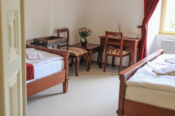 Imagen de la habitación del Hotel Kl&aacute;&scaron;ter Želiv. Foto 11