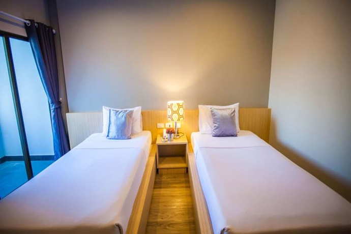 Imagen de la habitación del Hotel Klaang Muang Rayong. Foto 12