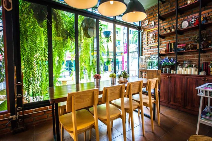 Imagen del bar/restaurante del Hotel Klaang Muang Rayong. Foto 6