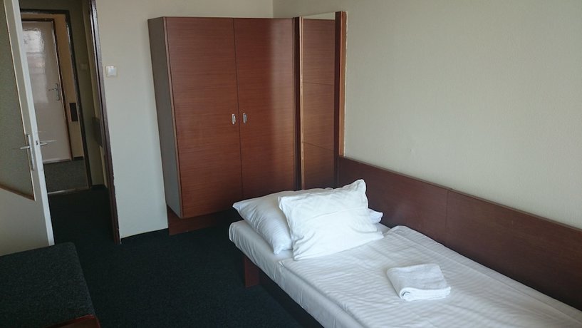Imagen de la habitación del Hotel Kladno. Foto 7