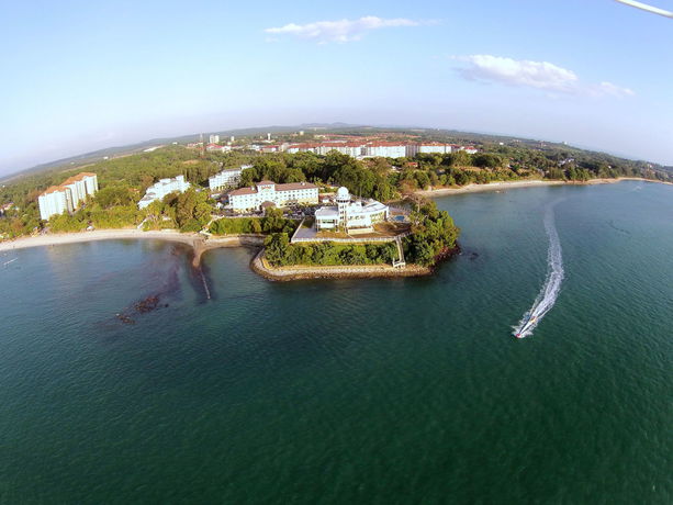 Imagen general del Hotel Klana Beach Resort Port Dickson. Foto 1