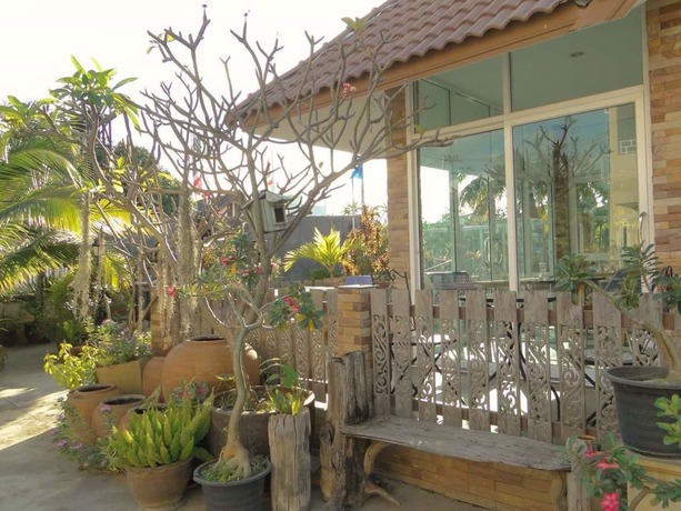 Imagen de los exteriores del Hotel Klangmuang River Home. Foto 12