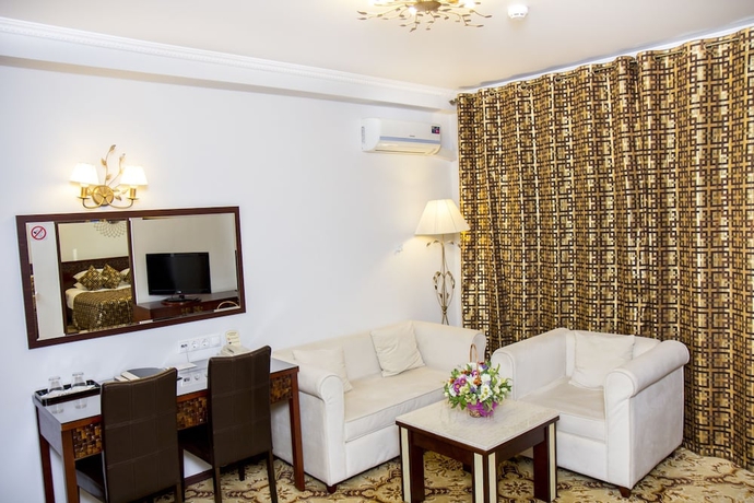 Imagen de la habitación del Hotel Klassik. Foto 16