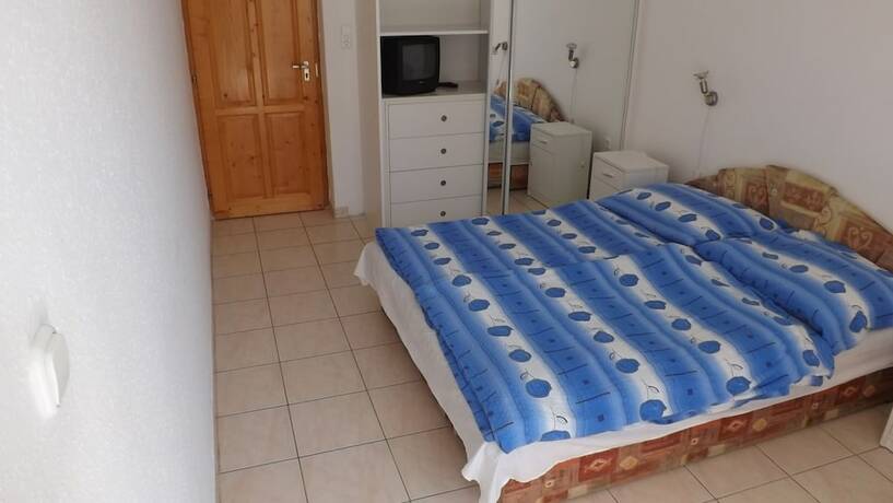 Imagen de la habitación del Hotel Klassz Apartmanh&aacute;z. Foto 19