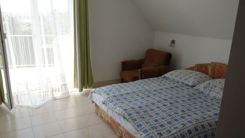 Imagen de la habitación del Hotel Klassz Apartmanh&aacute;z. Foto 20