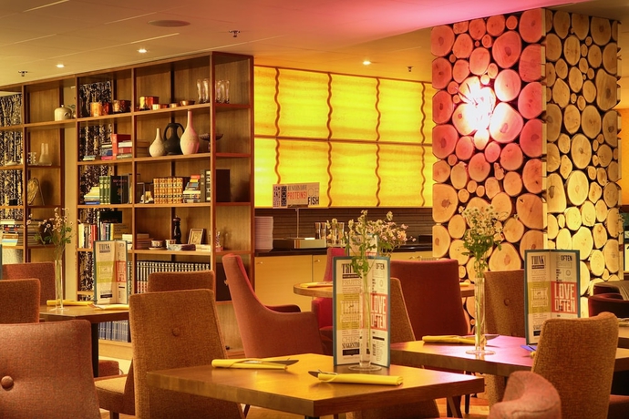 Imagen de los interiores del Hotel Klaus K. Foto 18