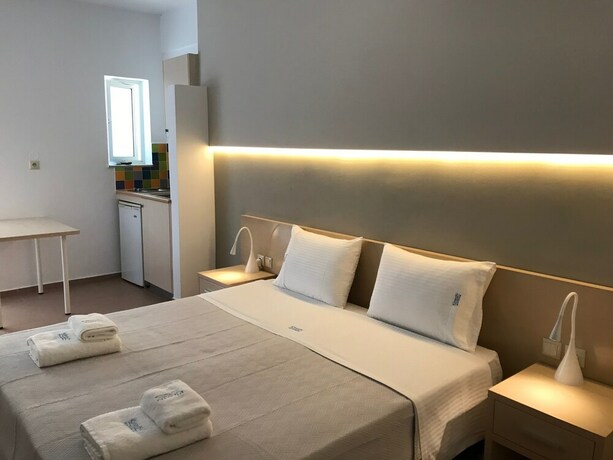 Imagen de la habitación del Hotel Kleanthi Studios. Foto 18