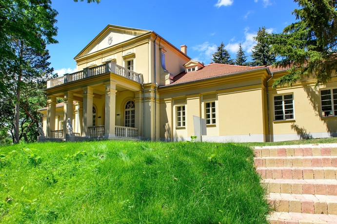 Imagen de los exteriores del Hotel Klebelsberg Kastély. Foto 12