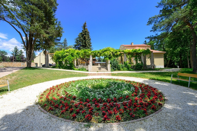 Imagen de los exteriores del Hotel Klebelsberg Kastély. Foto 13