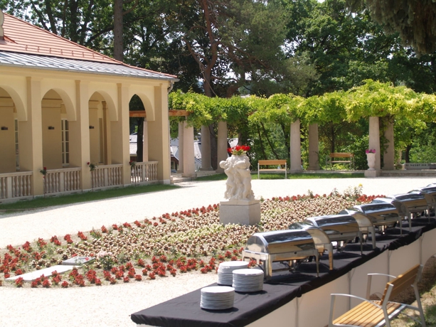 Imagen del bar/restaurante del Hotel Klebelsberg Kastély. Foto 3