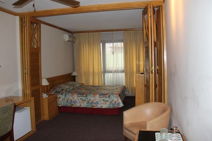 Imagen de la habitación del Hotel Klee. Foto 4