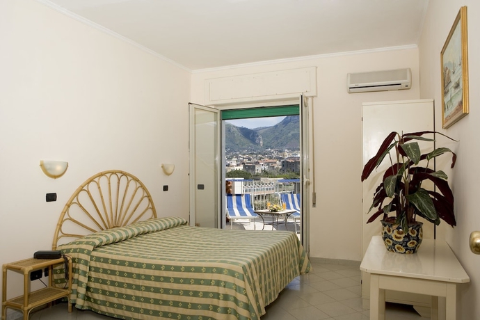 Imagen de la habitación del Hotel Klein Wien. Foto 12