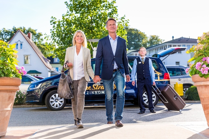 Imagen de los interiores del Hotel Kleine Strandburg Zinnowitz. Foto 18