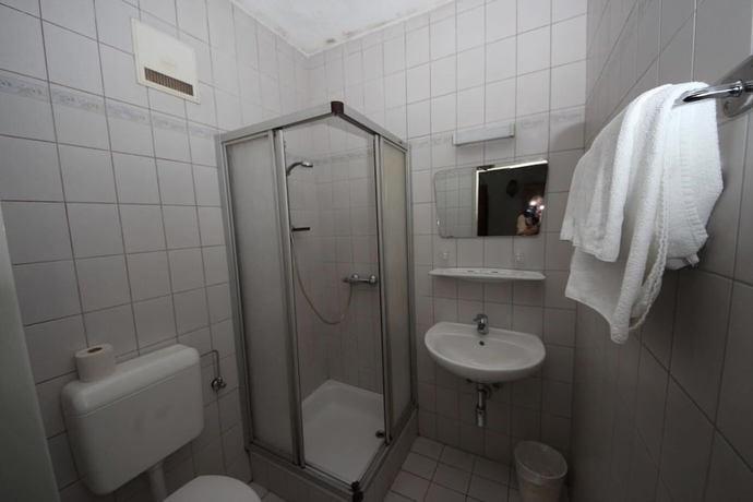 Imagen de la habitación del Hotel Kleinm&uuml;nchen Garni. Foto 14