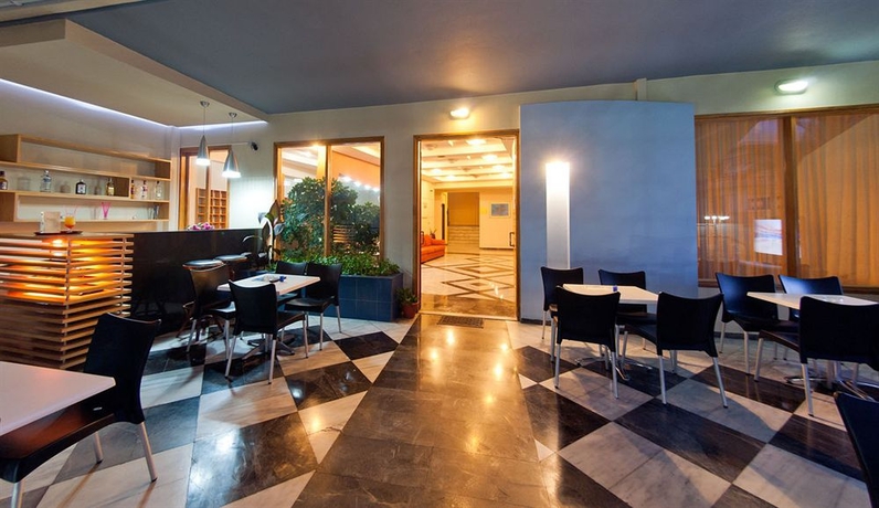 Imagen del bar/restaurante del Hotel Kleoniki Mare. Foto 2
