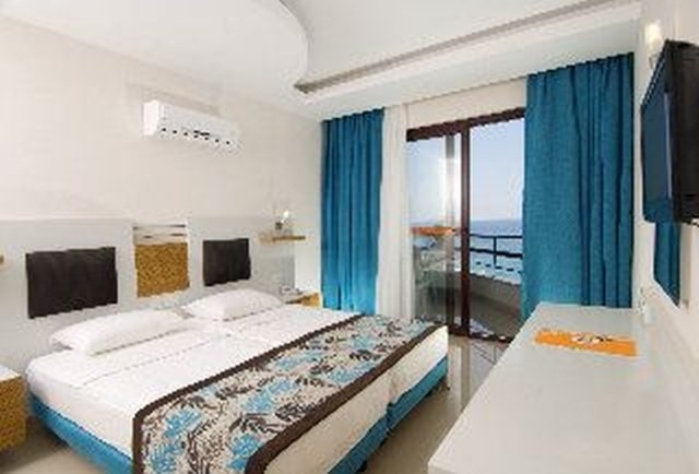 Imagen general del Hotel Kleopatra Ada Beach. Foto 13