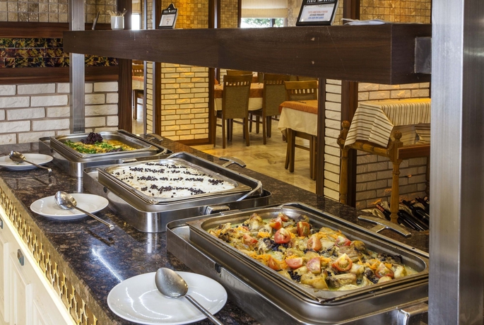 Imagen del bar/restaurante del Hotel Kleopatra Beach - All Inclusive. Foto 9