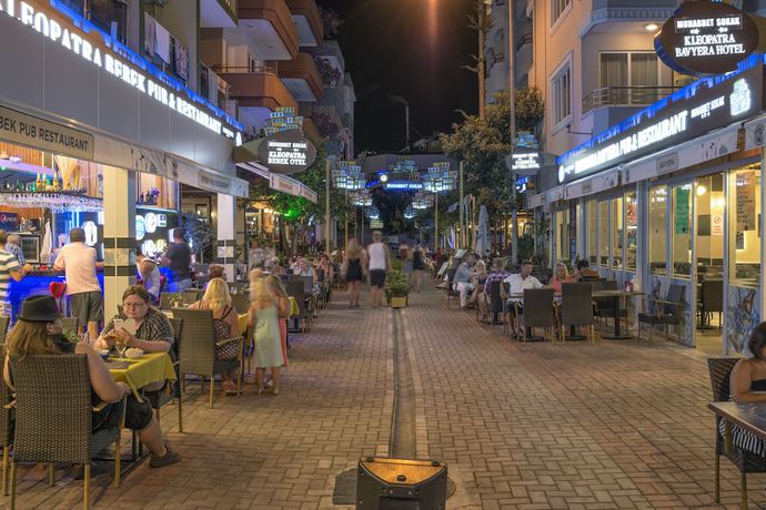 Imagen de los exteriores del Hotel Kleopatra Bebek. Foto 10