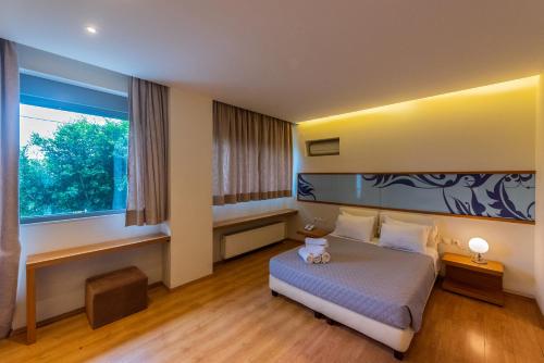 Imagen de la habitación del Hotel Kleopatra, Messini. Foto 4